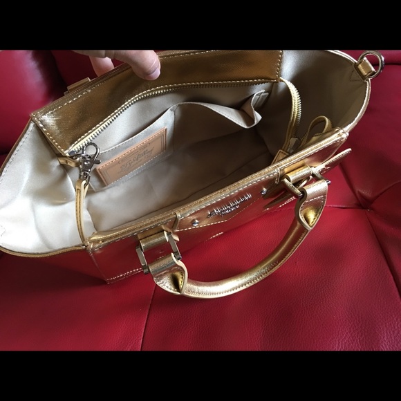 SALE! Samantha Vega Hello kitty bag - Picture 4 of 8